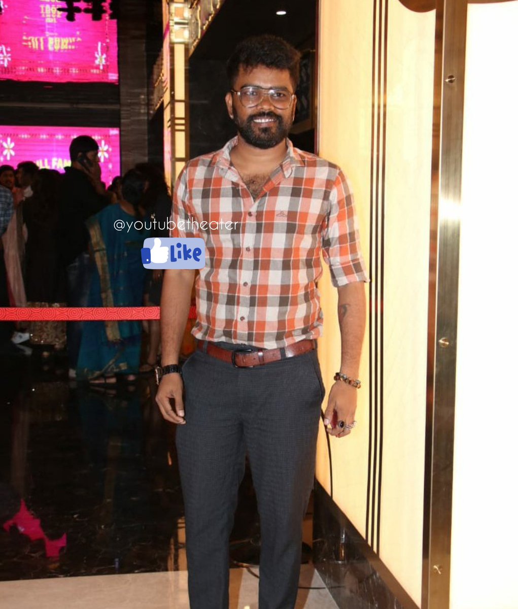 webtheater_off's tweet image. #Sandakozhi2 #Celebrity #PremiereShow #Eshofficialpage @SathyaNJFans @SathyaNj_F_H