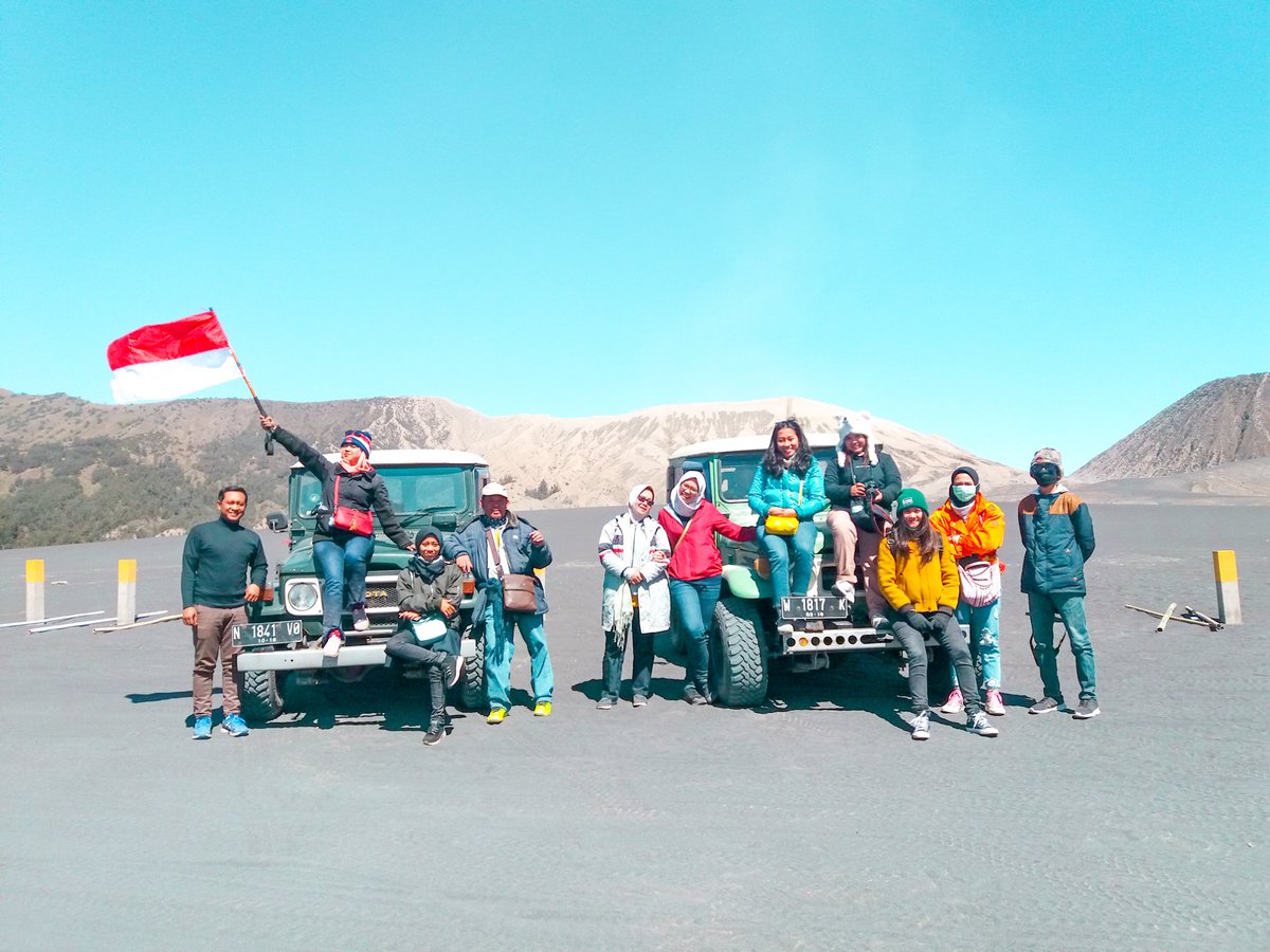 ara_adventure's tweet photo. Udah ke sini belomm..?
Yuk Bareng 
@ara_adventure

Gunung Bromo...
 
Info detail : https://t.co/gywS0T8JGR
#araadventure
#2019GantiLawakan 
#YouTubeDOWN 
#herbadrink 
#KebaikanAlami https://t.co/v1iSqCIcJQ