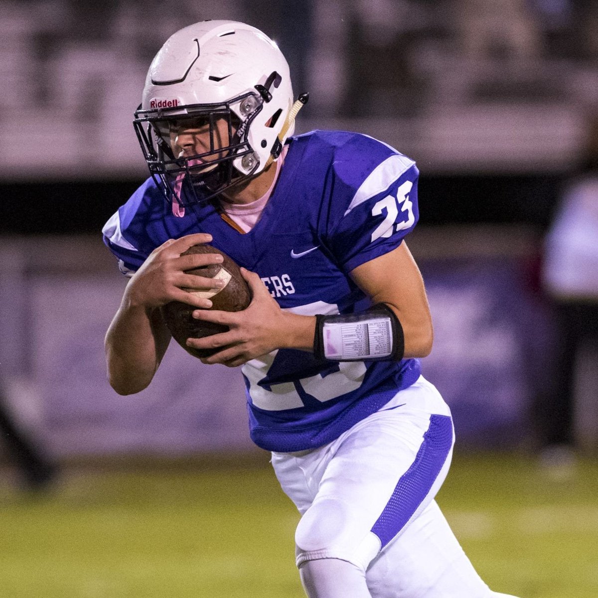 McFrancisMurphy's tweet photo. Top Nashville area H.S. 🏈 games for Week 10: Portland (6-3) at Creek Wood (6-2) https://t.co/olm6BqBNQQ via @Tennessean https://t.co/7ymJ6yKEvH