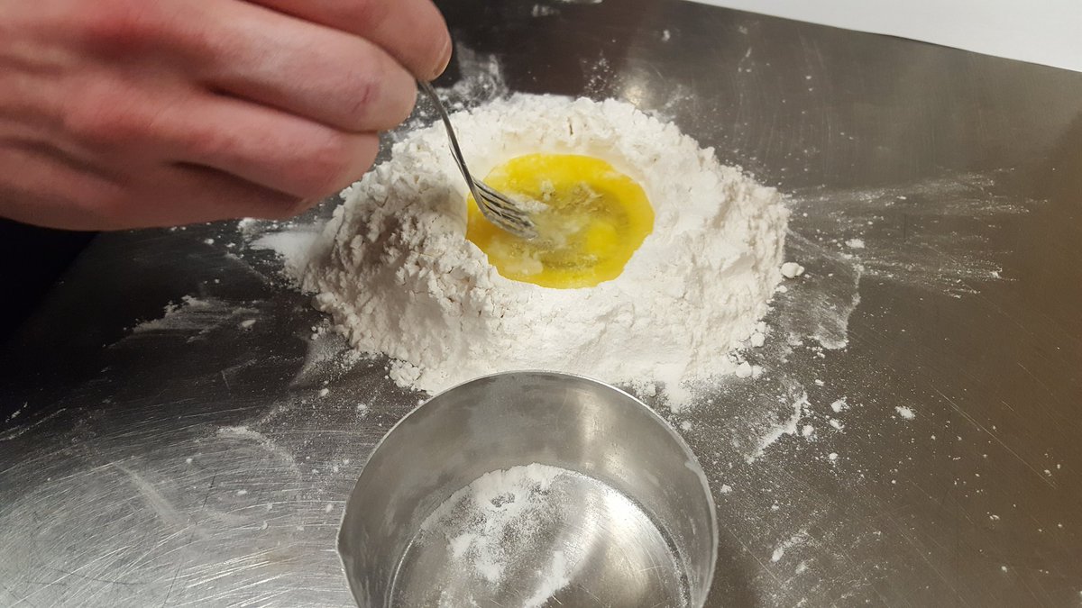 chefdazza's tweet image. Seconds later we broke the well. #thelakerway #BMLSSlearns