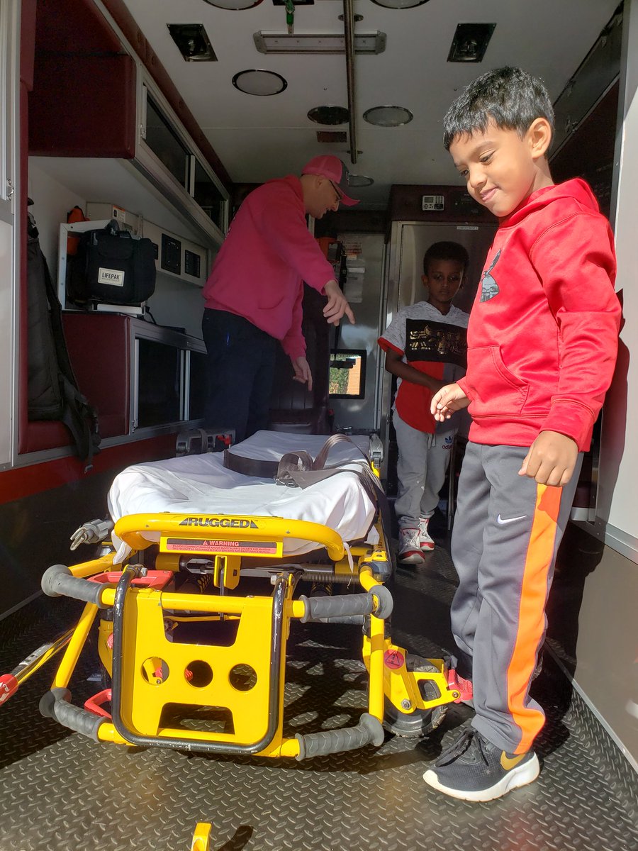 Mr. McConnell's Coyotes tweet media