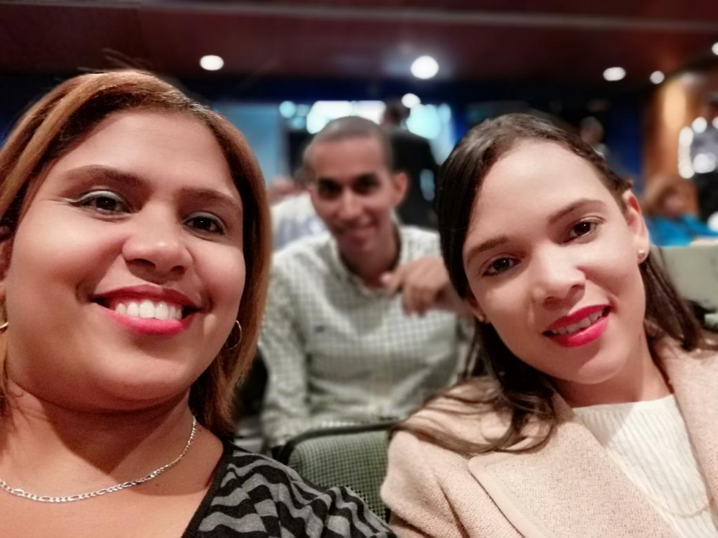 INDIRALABELLA's tweet photo. @OPDFUNGLODE @marjofelix @FUNGLODE @Interlat @HootsuiteLatAm @hnicolassuero Honor de estar en tan importante conferencia  de Satck en #LatamDigital #PanelRedesSociales #PanelRedesFunglode @FUNGLODE @OPDFUNGLODE @YarenniB @TheArquitecton https://t.co/Ev8yXFa433