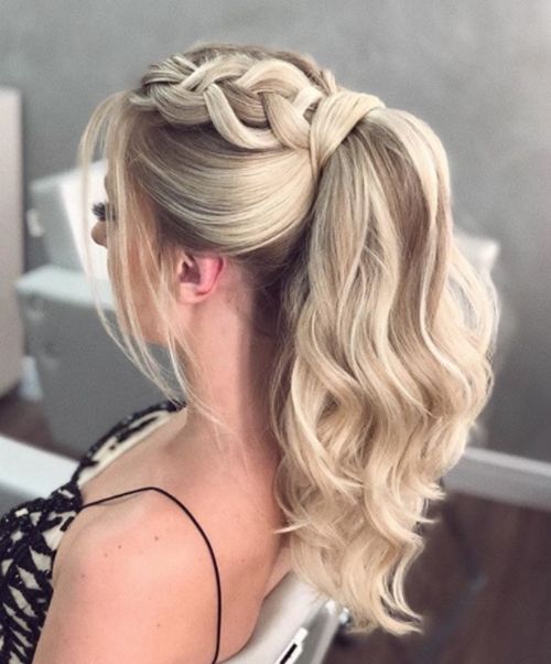 beautymarket_es's tweet photo. 💞4 propuestas en trenzas, anudados, ondulados y trenzados para 4 peinados que son #tendencia #TopLooks #Styles #Trend #Top #Fashion & #Cool #Inspirational #GH 👉 https://t.co/JDY1QiaRGi https://t.co/xMMT284Hux
