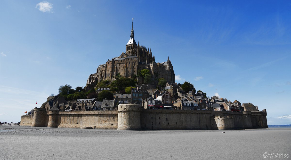 WishwasAb's tweet photo. Can't stop admiring this gem - @Mt_Saint_Michel !
#MontSaintMichel #MSM #LeMontSaintMicheletsabaie #TravelNormandy #TravelFrance #frenchtourism #Normandy #Normandie #France #abbey #pilgrimagesite #beautiful #historicmonuments #UNESCOWorldHeritageSite #travelogue #WRPics https://t.co/EHEivvrN1i