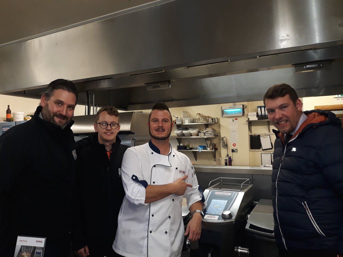hcecatering's tweet photo. Looking very happy at Richard Brooks' training session yesterday at #EastHortonGolfClub with Rational. Had a great time meeting with customers and working with Rational on Vario Sales. #traningday #Rational #happykitchens https://t.co/9fdzpbZGvN