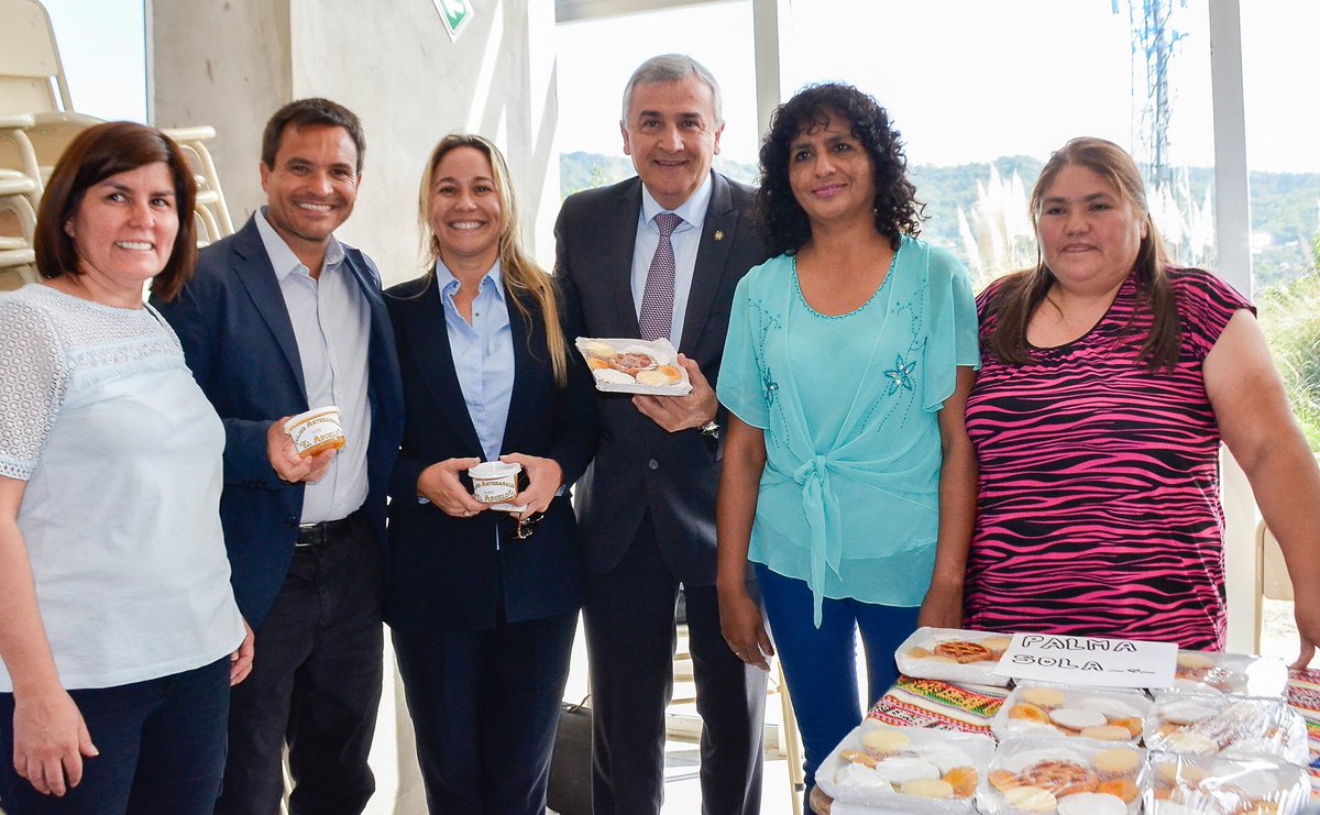 GerardoMorales's tweet photo. Recorrimos los stands del Foro de Gastronomía Turística que realiza su segunda edición en las instalaciones de Infinito por Descubrir. La muestra es de gran importancia ya que busca potenciar la cocina jujeña con identidad propia y perfil andino. https://t.co/bPnwuKhKPM