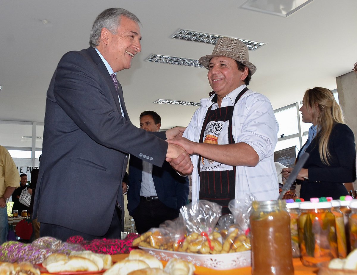 GerardoMorales's tweet photo. Recorrimos los stands del Foro de Gastronomía Turística que realiza su segunda edición en las instalaciones de Infinito por Descubrir. La muestra es de gran importancia ya que busca potenciar la cocina jujeña con identidad propia y perfil andino. https://t.co/bPnwuKhKPM