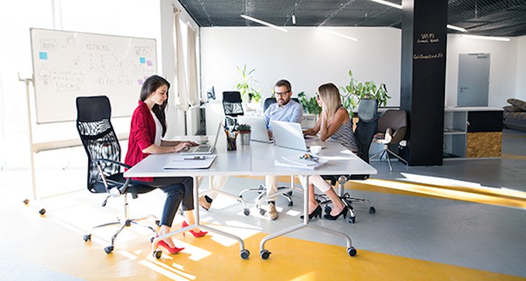 RIZZARR's tweet image. 6 Things You Should Never Do On Your #WorkComputer on.rizzarr.com/2Py5yQO #workplace #WednesdayWisdom