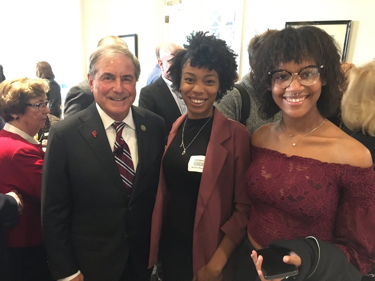 JCPSKY's tweet photo. Thank you to @LouisvilleForum for always inviting our students to be part of their luncheon. This month @mybrownschool & @JeffCoHS students listened to debate between @VickieYGlisson & @RepJohnYarmuth. #WeAreJCPS https://t.co/b4JuHRJ6eZ
