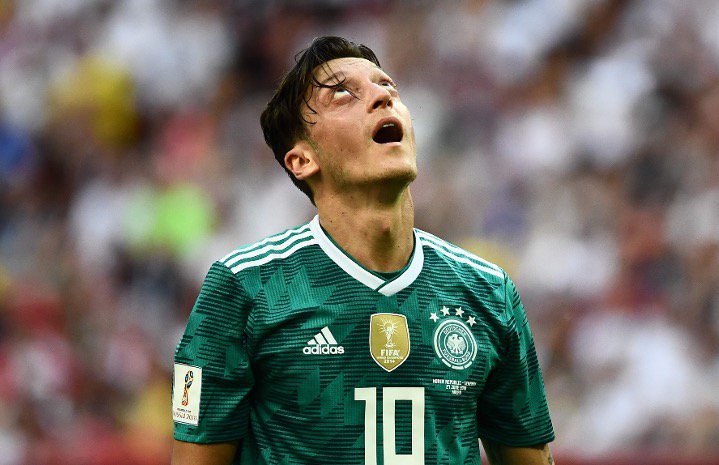 bit.ly/2AfkIVQ - Ozil Didukung untuk Balik ke Timnas Jerman
