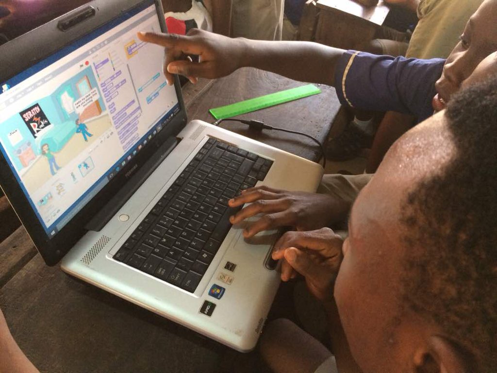 AfricaCodeWeek's tweet photo. 🎉 C'EST PARTI ! Lancement d' @AfricaCodeWeek pour :

#TOGO
#TUNISIE
#SENEGAL
#GUINEE
#NIGER
#COTEDIVOIRE
#CAMEROUN
#BURKINAFASO
#BENIN
Vous êtes prêts ? 😎

@sap4good @UNESCO @UNESCO_fr @Google #eSkills4Girls https://t.co/OpC9iQc6jj