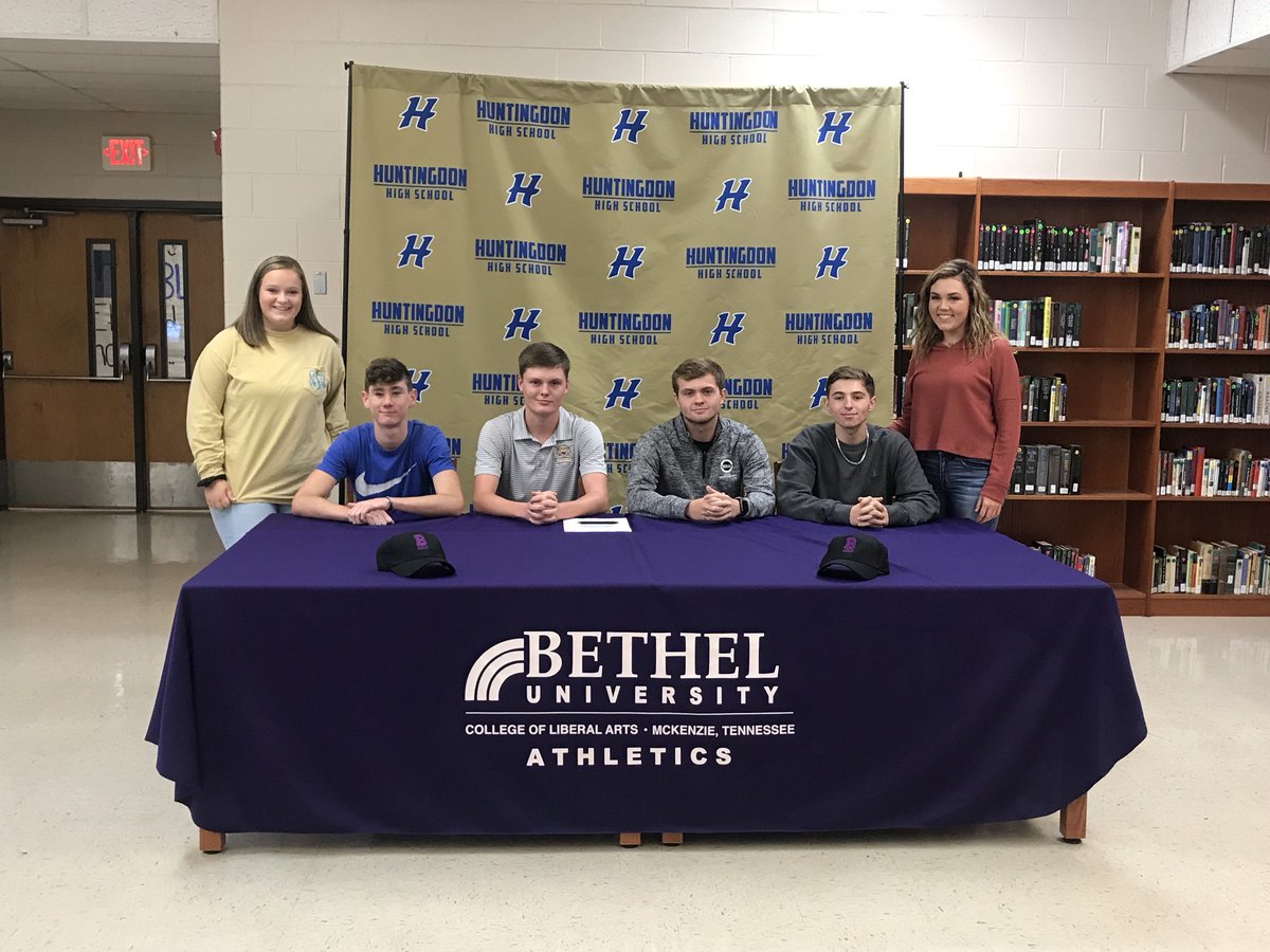 EthanRicketts34's tweet photo. Blessed to be given the opportunity to continue my academic and golf career at Bethel University! Thanks to everyone who has helped me get to this point! https://t.co/Lb76QFQDdH