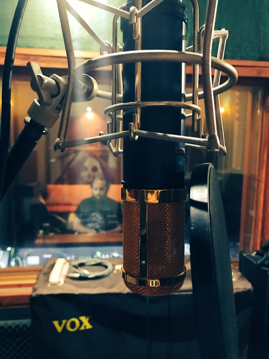 Snimanje vokala za novi <a href="/GrateBand/">GRATE</a> #vocal #recordi