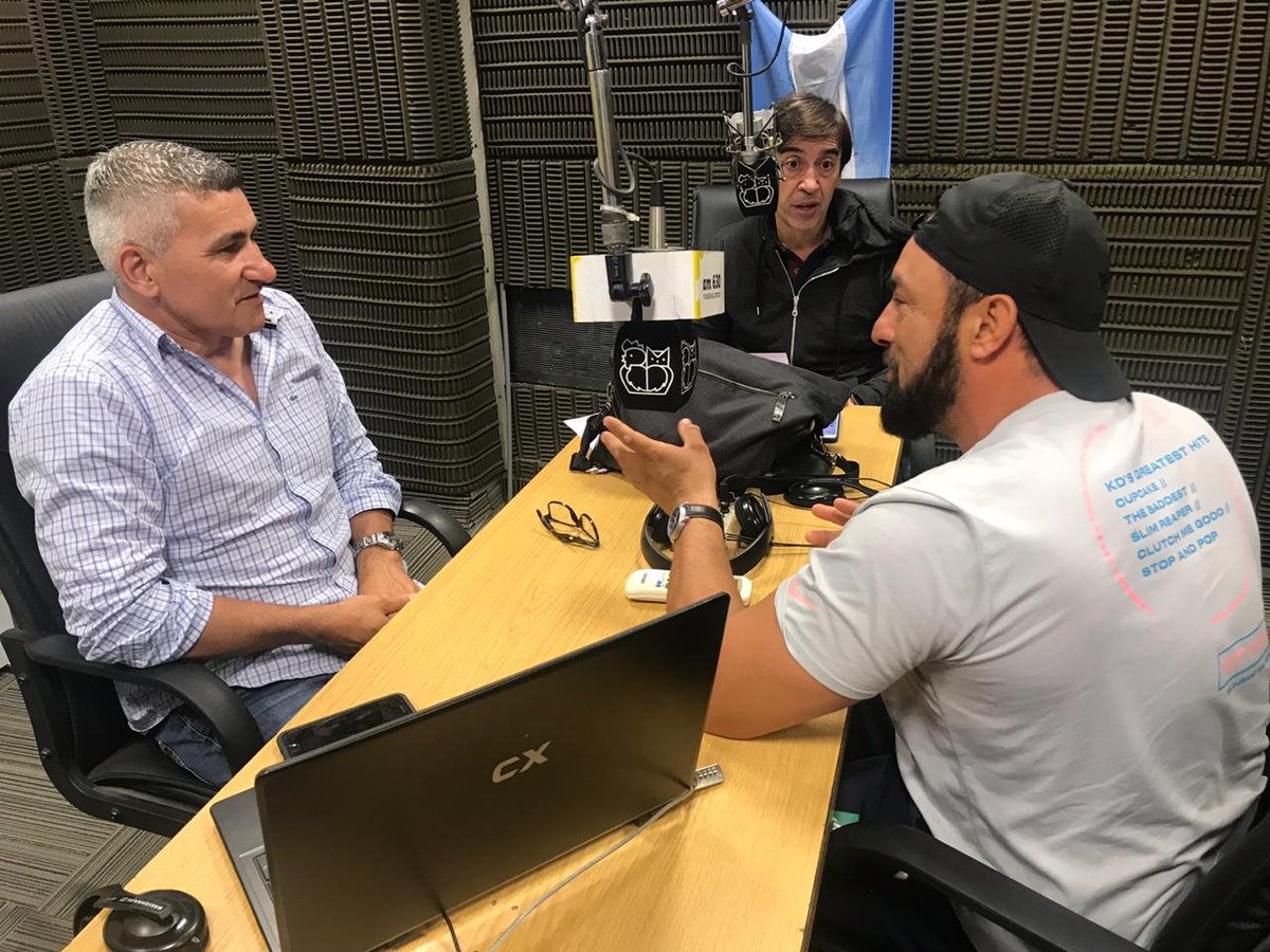 SachiMiyasaki's tweet image. 📻⚽️ Hoy nos visitó el Bufalo Ortiz, luchador de #MMA, que actuó en #ElMarginal2