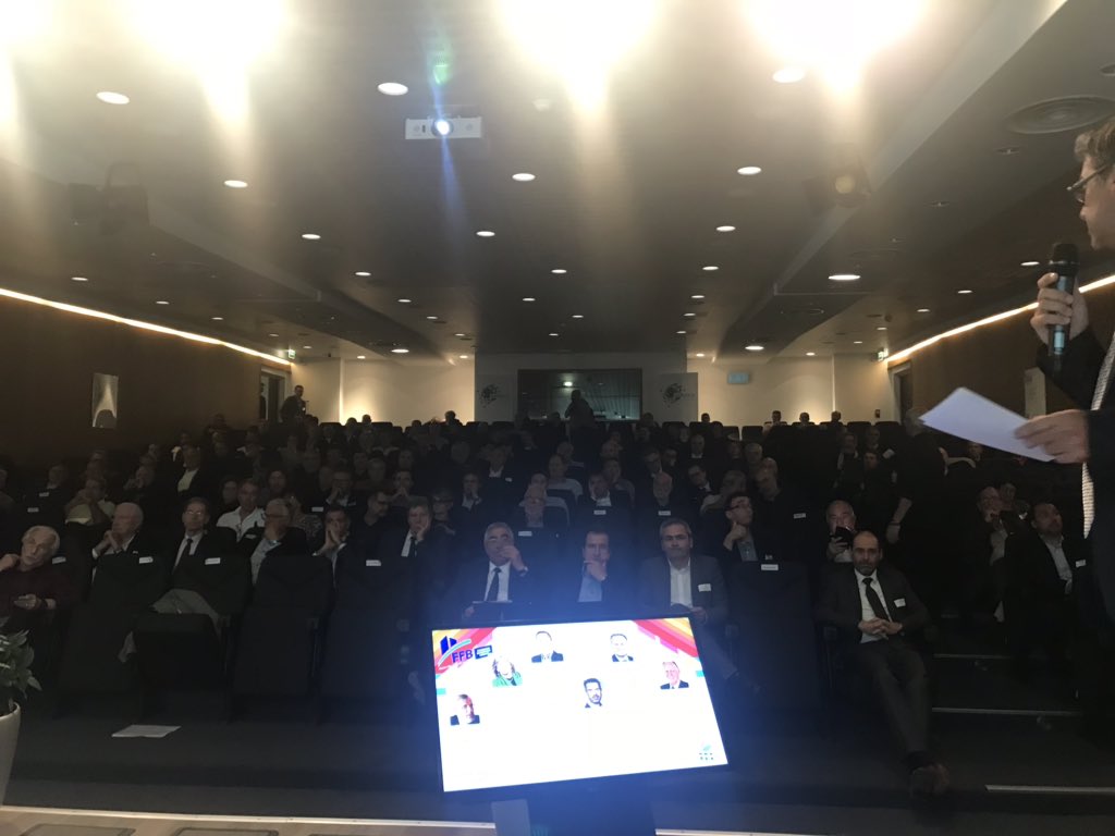chantal_marion's tweet photo. Représente @Saurel_P à l’assemblée annuelle de la #FFB34 « Le bâtiment face au défi du recrutement» Crédits budgétaires pour la construction 2018 : 70M€ pour @montpellier_ 73M€ pour @Montpellier3m 1M€ investis= 10 emplois = 730 emplois pour la Metropole et 710 pour la Ville https://t.co/ow78LHmLJu