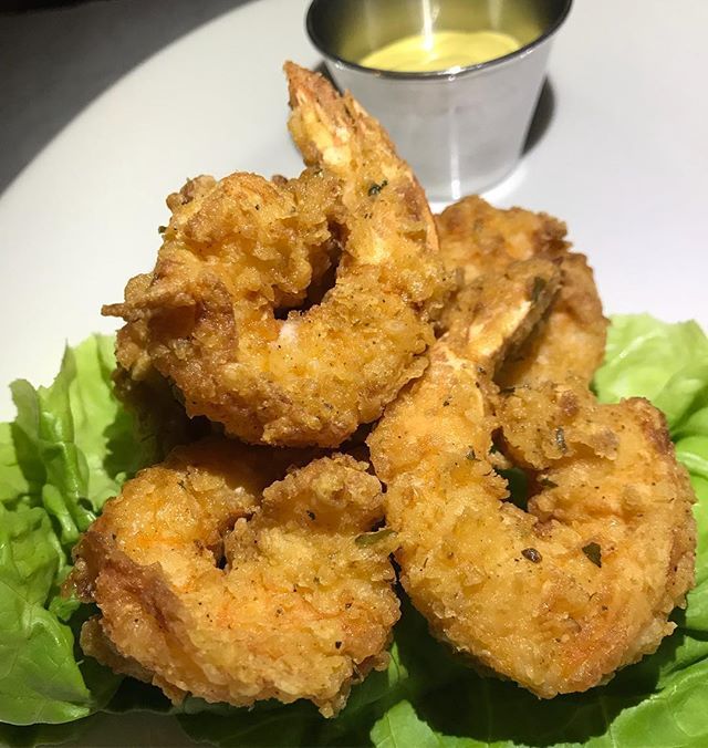 On a crisp day like today some crispy shrimp @zacksoakbarandrestaurant is ideal 🍤 .
.
.
#hungryhungryhoboken #hobokengirl #hoboken #hobokeneats #foodie #foodporn #hobokenfood #njfood #shrimp #friedshrimp #crispyshrimp #appetizers #njeats #jersey #jerseygirl #hudsoncounty #da…