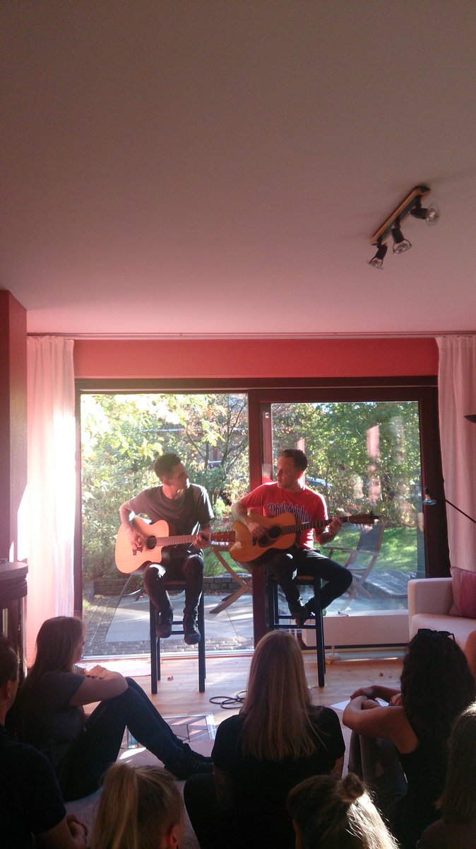 minuteT0breathe's tweet photo. Dave & Tim Hause #davehause #timhause #rankersshow #HouseParty #secretshow https://t.co/VnuYAfG8px