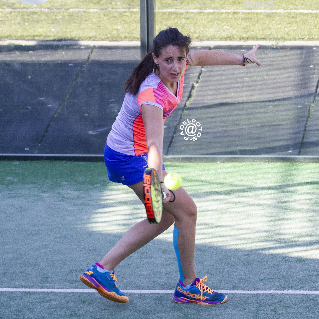 padelfotos's tweet photo. 📸 Fotogalería de Marina Pinacho durante el primer #WOPENWPT de la historia.
#PadelFemenino #Padel #PadelFotos https://t.co/QqqKtvfXCZ