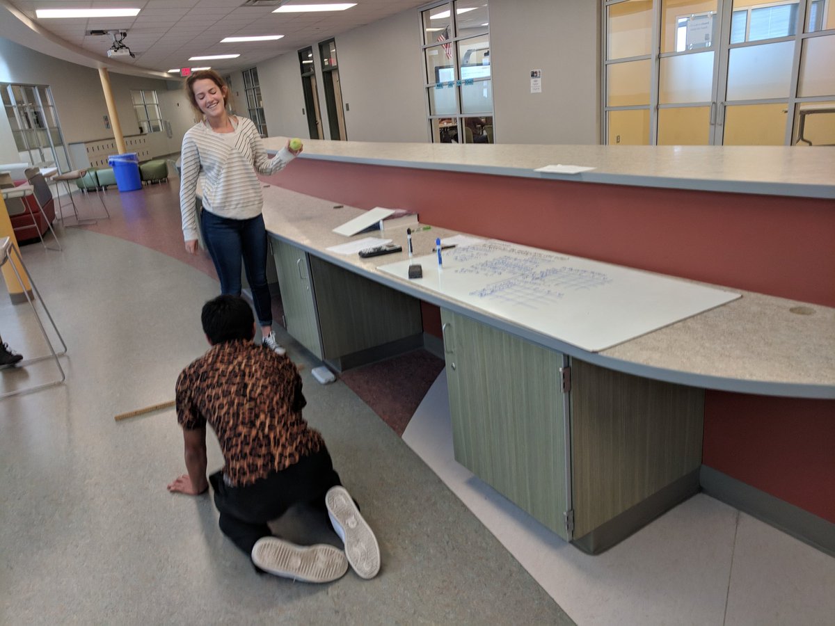 LisaLongVB's tweet image. Mrs. White's Physics C class problem solving and collaborating @white2_rachel @KellamHigh