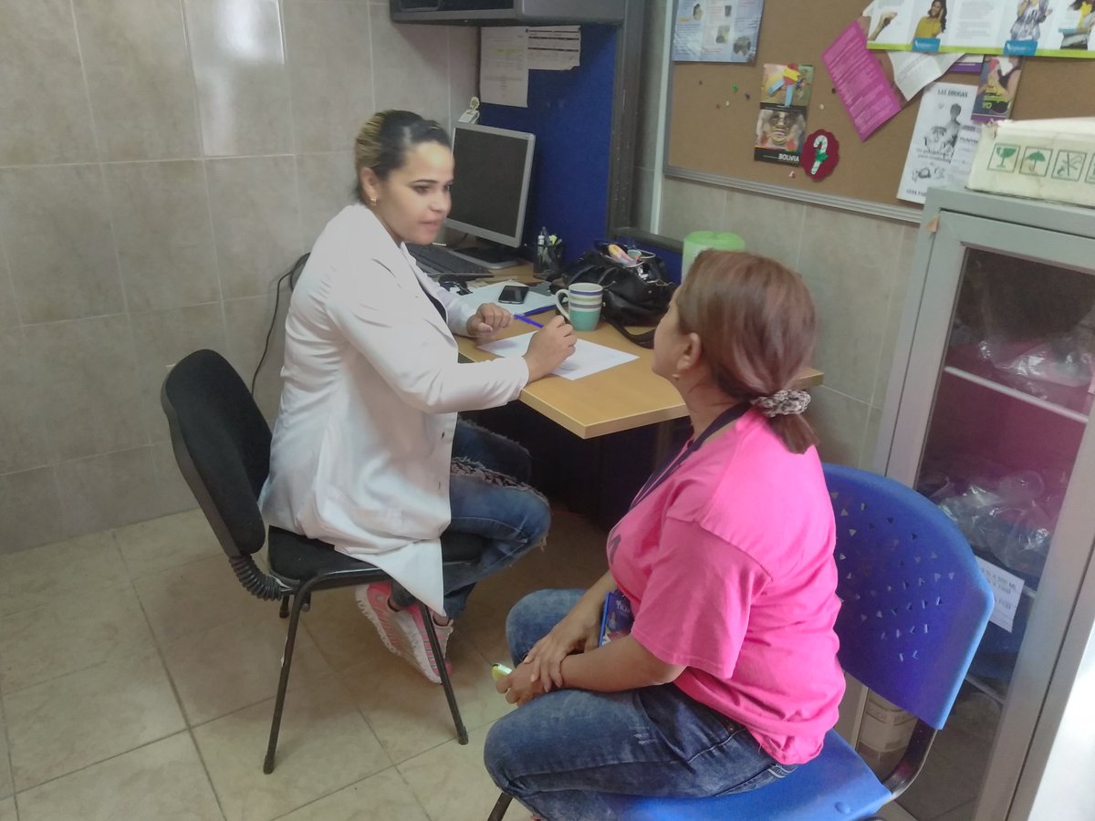 elam_sa's tweet photo. La #Elam junto a la Misión Médica Cubana
Realizaron Jornada Médica dónde beneficiaron a más de 200 personas entre trabajadores, estudiantes y comunidad del sector. https://t.co/MDh5K7me37