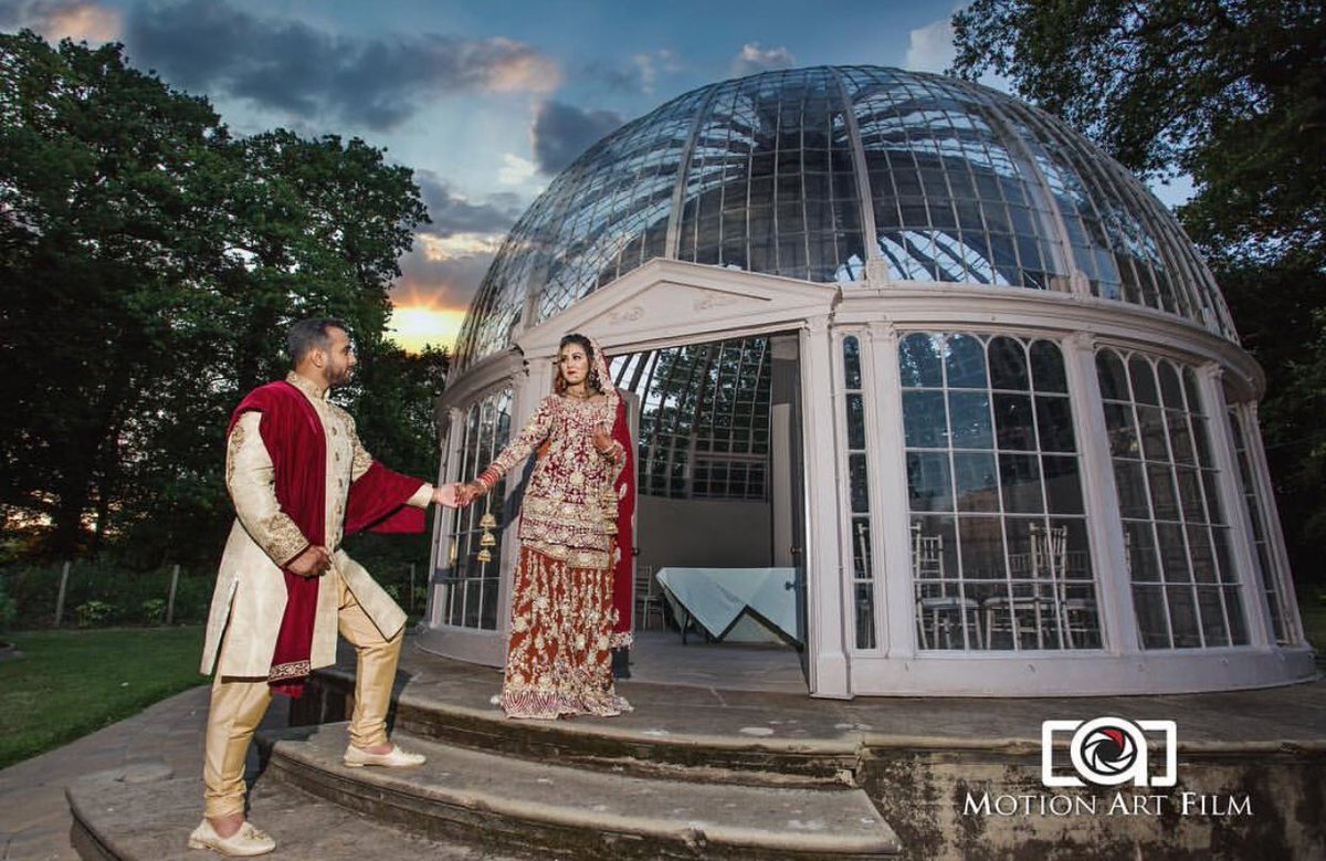 After a busy wedding season, we would like to thank every single bride and groom who put their trust in us for their big day. We have thoroughly loved every single wedding held at Hilton Hall this year, and now to look forward to magical winter weddings!