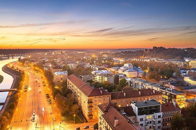 NejauNet's tweet photo. Warm autumn nights | #Kaunas, #Lithuania #mavic2pro #Lietuva #dronas #rotuse #beautifullithuania #mavic #djimavic #djieurope #Kaunascity #Mavic2 #Kaunasaerial #VisitKaunas #kaunastic #dronenightshot #djicreator #djimavic2pro #fromwhereidrone #droneheroes… https://t.co/q5yVTTmrrx https://t.co/iiG3mSuVHu