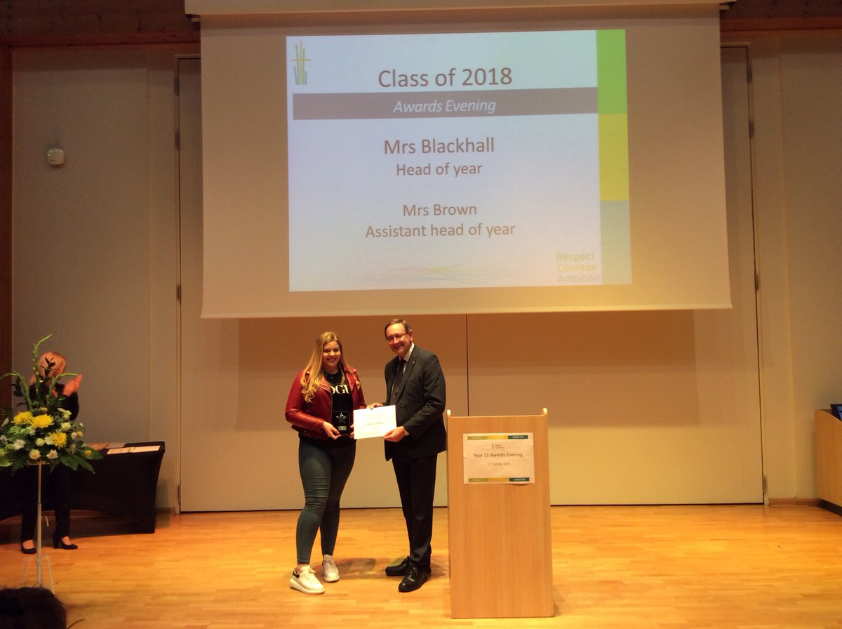 HopeAcademyLHUB's tweet image. #Classof2018# Awards Evening Congratulations to Isabel Summers for receiving the Principals Award for outstanding achievement!