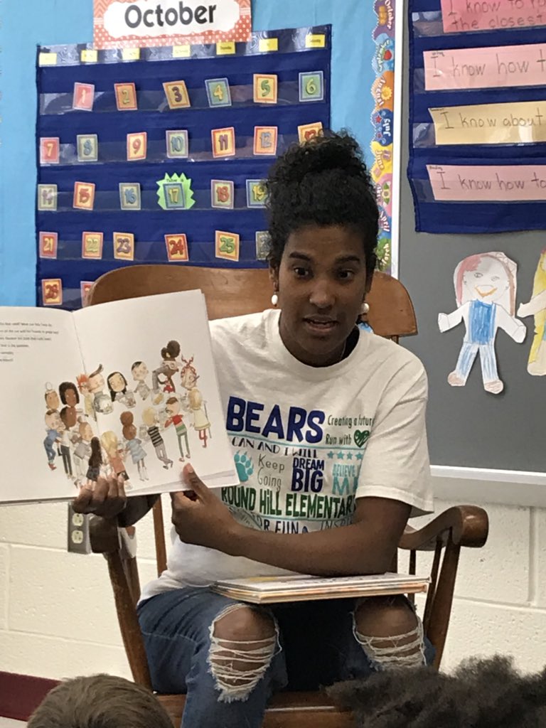 martin2learn's tweet photo. Mrs. Faulkner reads to the class! https://t.co/WH19lipXKx