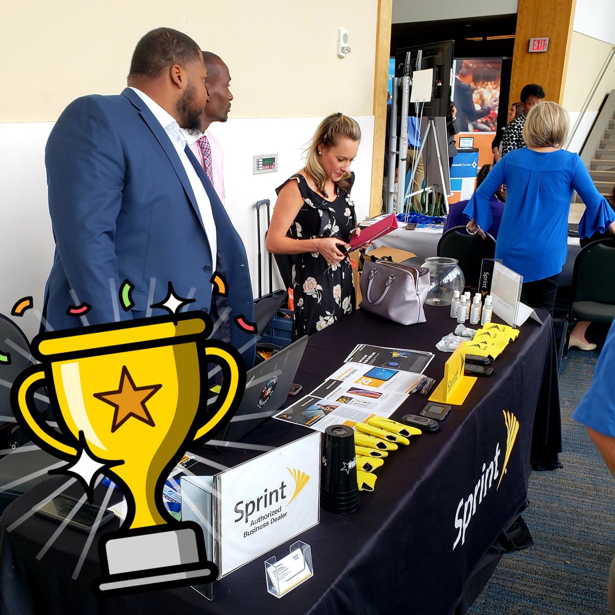 MattMoeck's tweet photo. #GwinnettChamber Pinnacle Business Awards 🏆🏆🏆 #SmallBusinessSummit
#WeRNxtStr 💪💪💪
@SprintNextstar 🤗 https://t.co/QolNNiYYj5