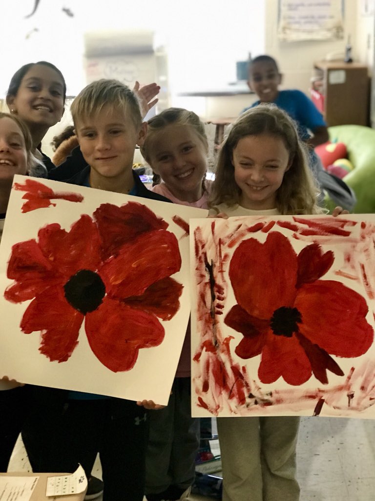 MrsBradleyART's tweet photo. 3rd graders Painting poppies for the Veterans Day celebration! @LCPSLegacy #VeteransDay https://t.co/OEHF4GknPB