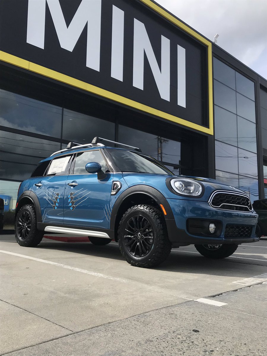 HendrickMINI's tweet photo. Fun comes in MINI sizes #liftedmini #liftedCountryman #MINI #MINIcountryman #hendrickmini #hendrick #motoringaroundcrowntown #letsmotor https://t.co/OYhqCqOcHE