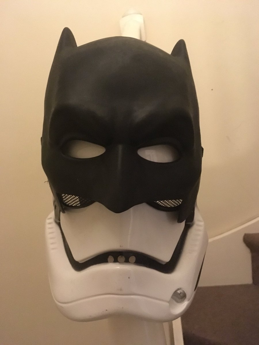 GeorgiaMills2's tweet photo. That’s this year’s Halloween costume sorted #battrooper #stormman https://t.co/JdKSKLD1Ef