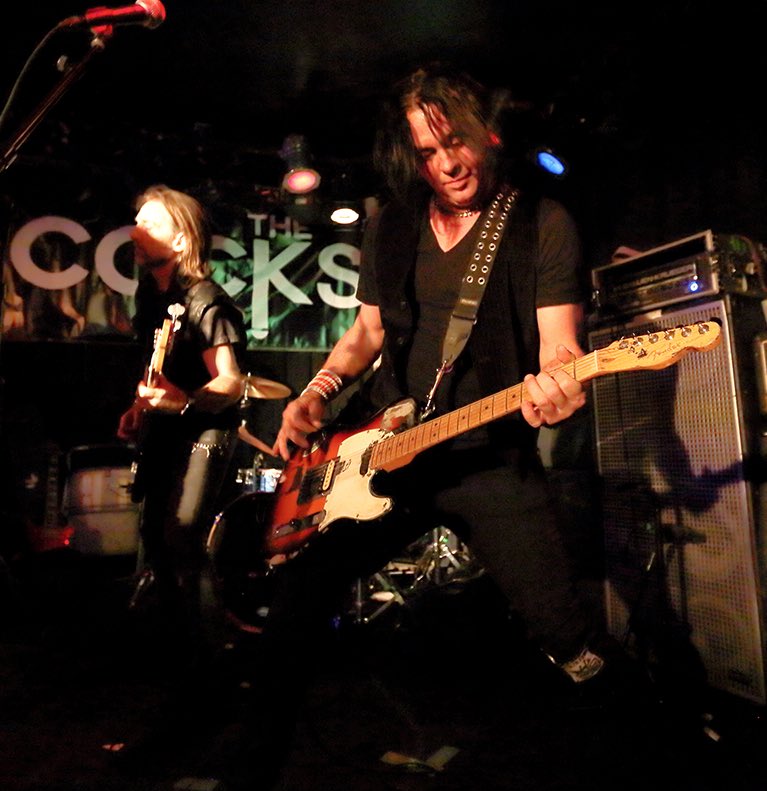 ... TCHAD ALMIGHTY bringing the badasserie at The Viper Room!!! 
•
#lesstalkmorecock #thecocksband #rockandroll #rocknroll #punk #punkrock #lapunk #indierock #longhairedguys #giglife #guitarists @mikequasar