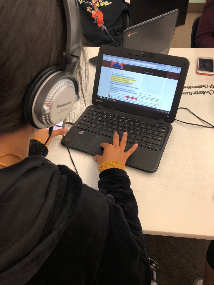 amerimanyo's tweet photo. #ChaneCometoRiverdale
Students researching lyrics by Chance the @chancetherapper to write their own poems. https://t.co/OZUgU7DXYN