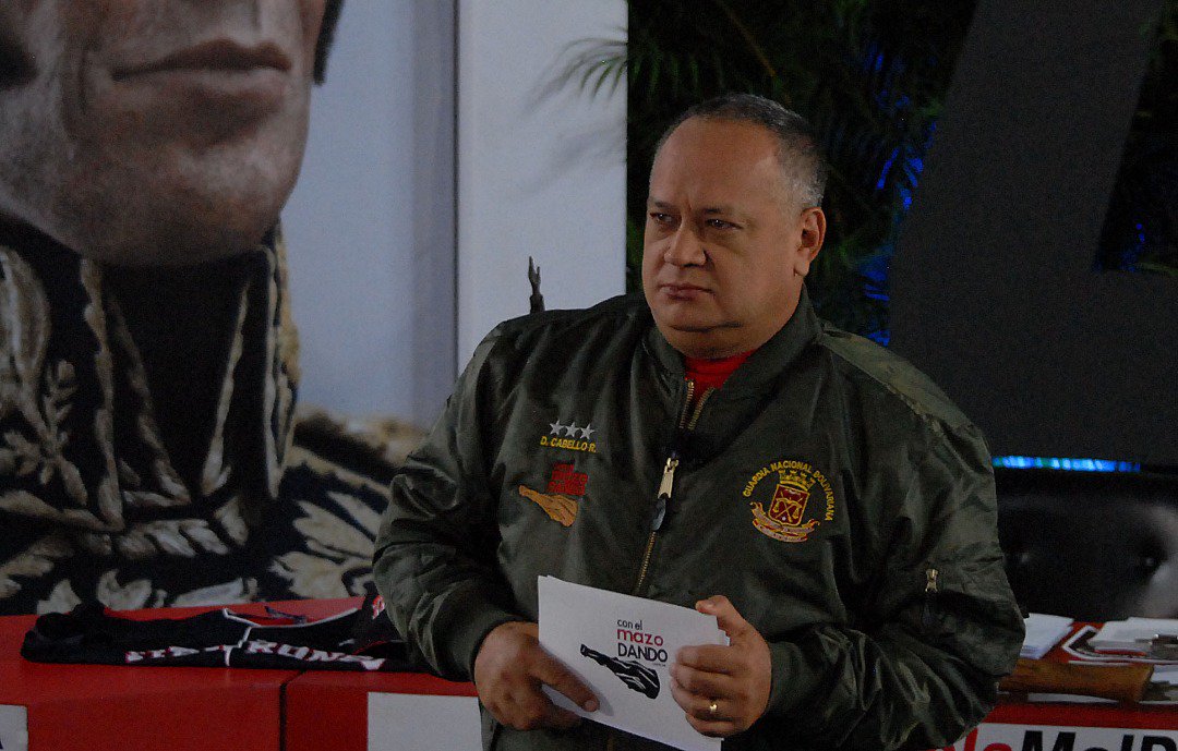 "ni con fascistas,ni con criminales se dialoga...¡se les vence! Y es lo que estamos haciendo" <a href="/dcabellor/">Diosdado Cabello R</a> 
 en el Mazo N°227 
#ChavismoEsPatriaLibre