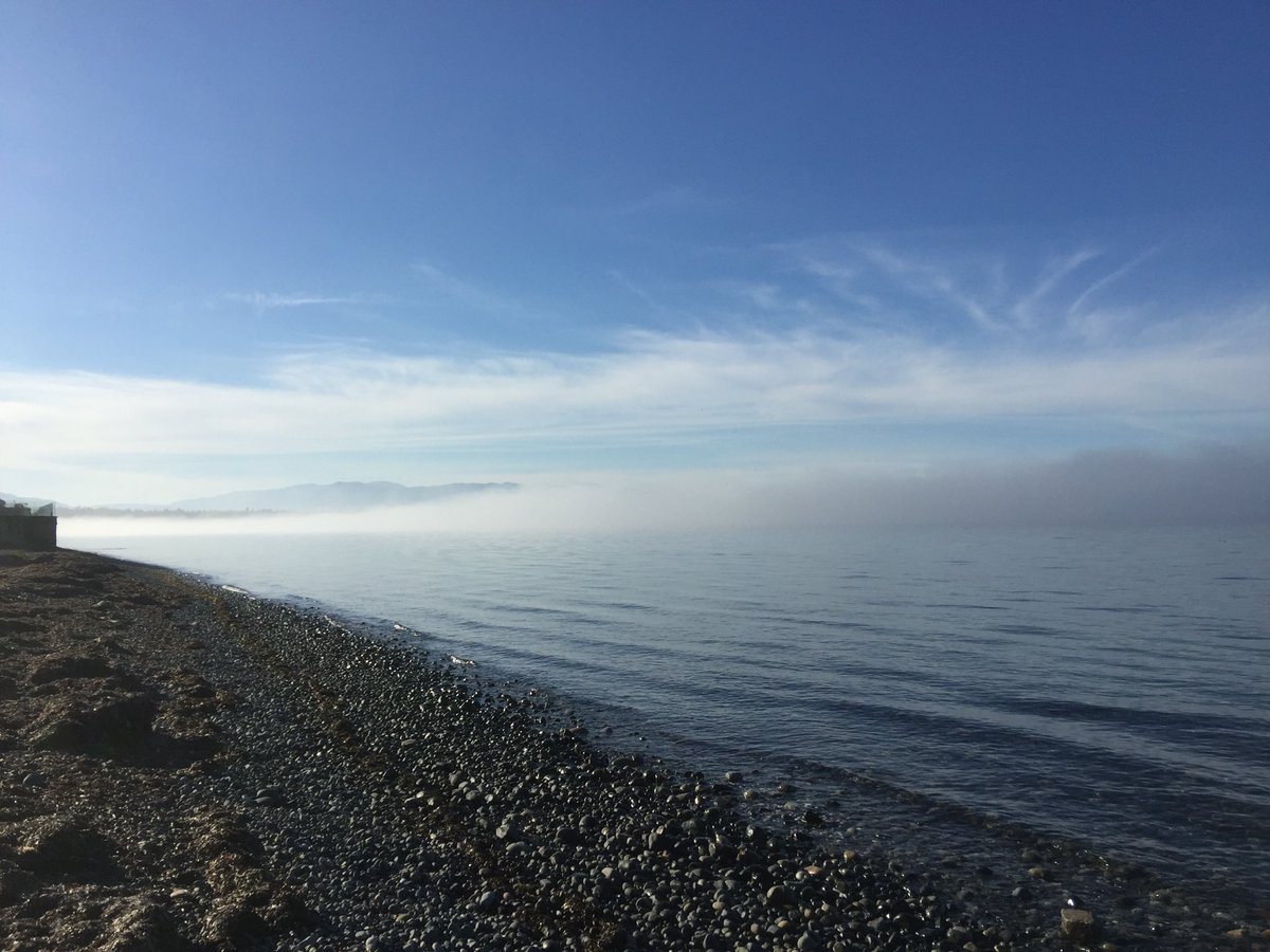 RT <a href="/Toddtunesandtea/">Todd</a>: The fog rolling in across ⁦<a href="/VisitQualicum/">VisitQualicumBeach</a>⁩ Beach
