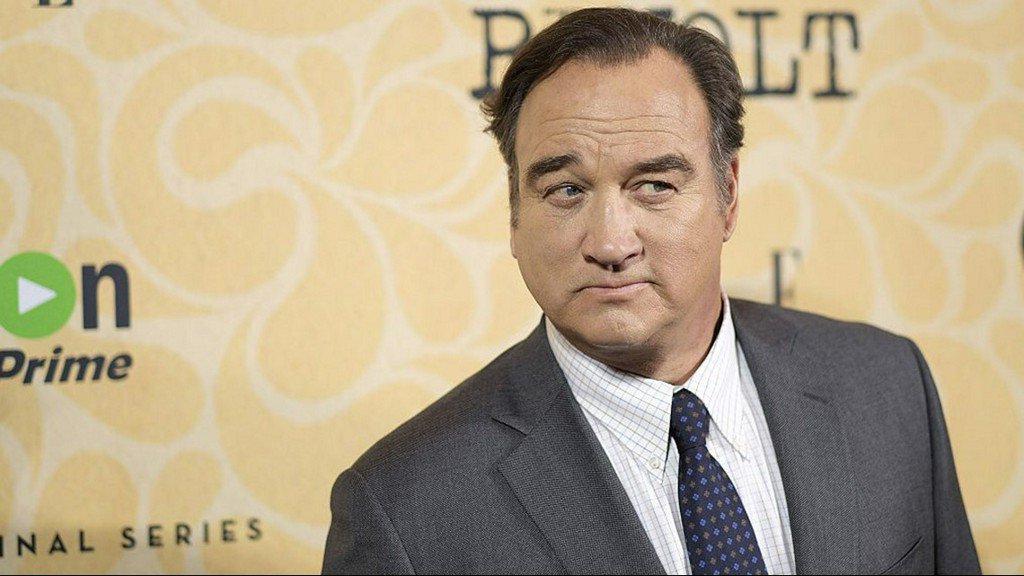 KGWNews's tweet photo. Actor Jim Belushi's happy place is growing pot in Oregon https://t.co/AIms9OARFA https://t.co/Q41cbSVSMo