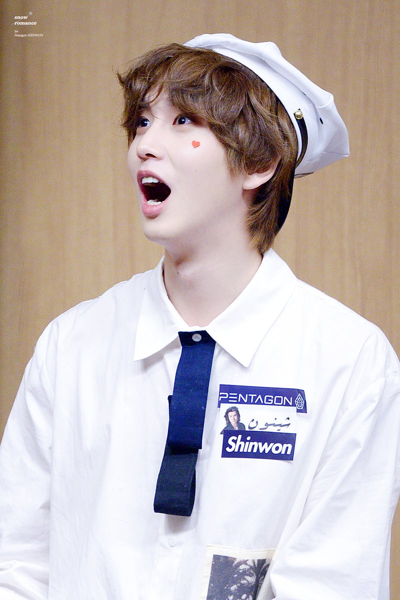 PENTAGONBrasil's tweet photo. [#2YearsWithShinwon] 😊 #신원

☆.｡.:* ✨ Cute Shinwon Appreciation Post ✨*:.｡.☆ https://t.co/bB3GnQm0vT
