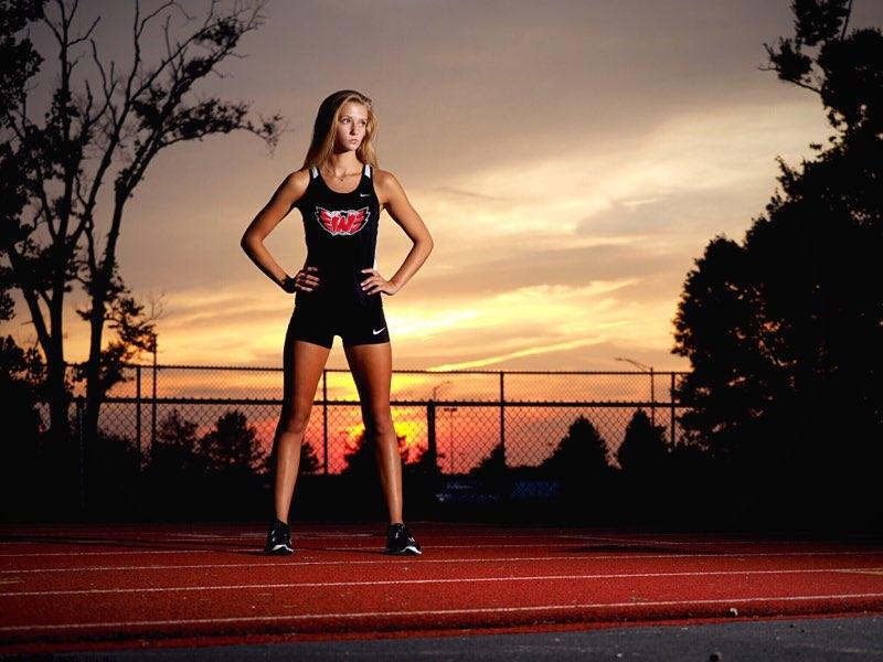 titusj1110's tweet photo. Another great Lakota West sunset...@WestTrack #LakotaWestFirebirds #laurahicksphotography https://t.co/dTFWYhjdCx