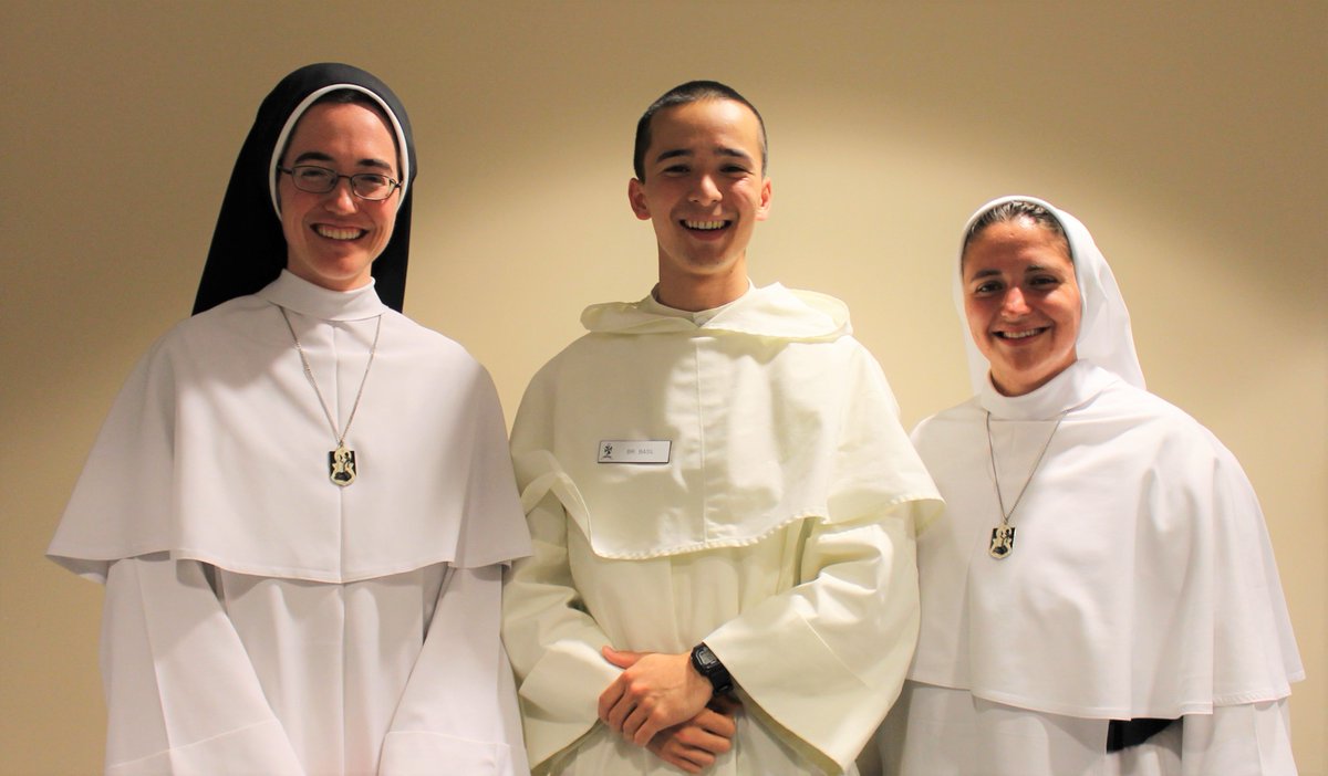 SistersofMaryOP's tweet image. Yesterday the Sisters took on the Brothers from @opeast in a game of Code Names.  Who do you think won?  Thanks for the visit!  
#Vocations #Catholic #OPPower @OPEastVocations