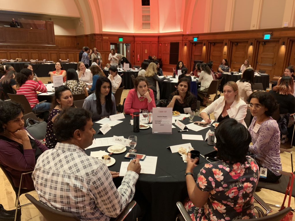 nwap_sv's tweet image. ~120 #WomenInTech committed to learning, sharing, networking and &quot;Igniting Change&quot; at @OracleWomenLead hosted &apos;Networking With A Purpose -Silicon Valley&apos; #nwap_sv event. #TogetherWereStronger