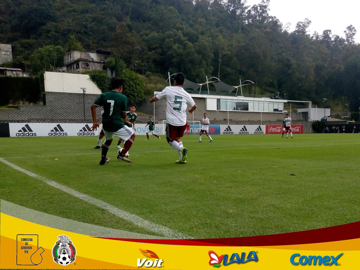 Comisión de Árbitros tweet media