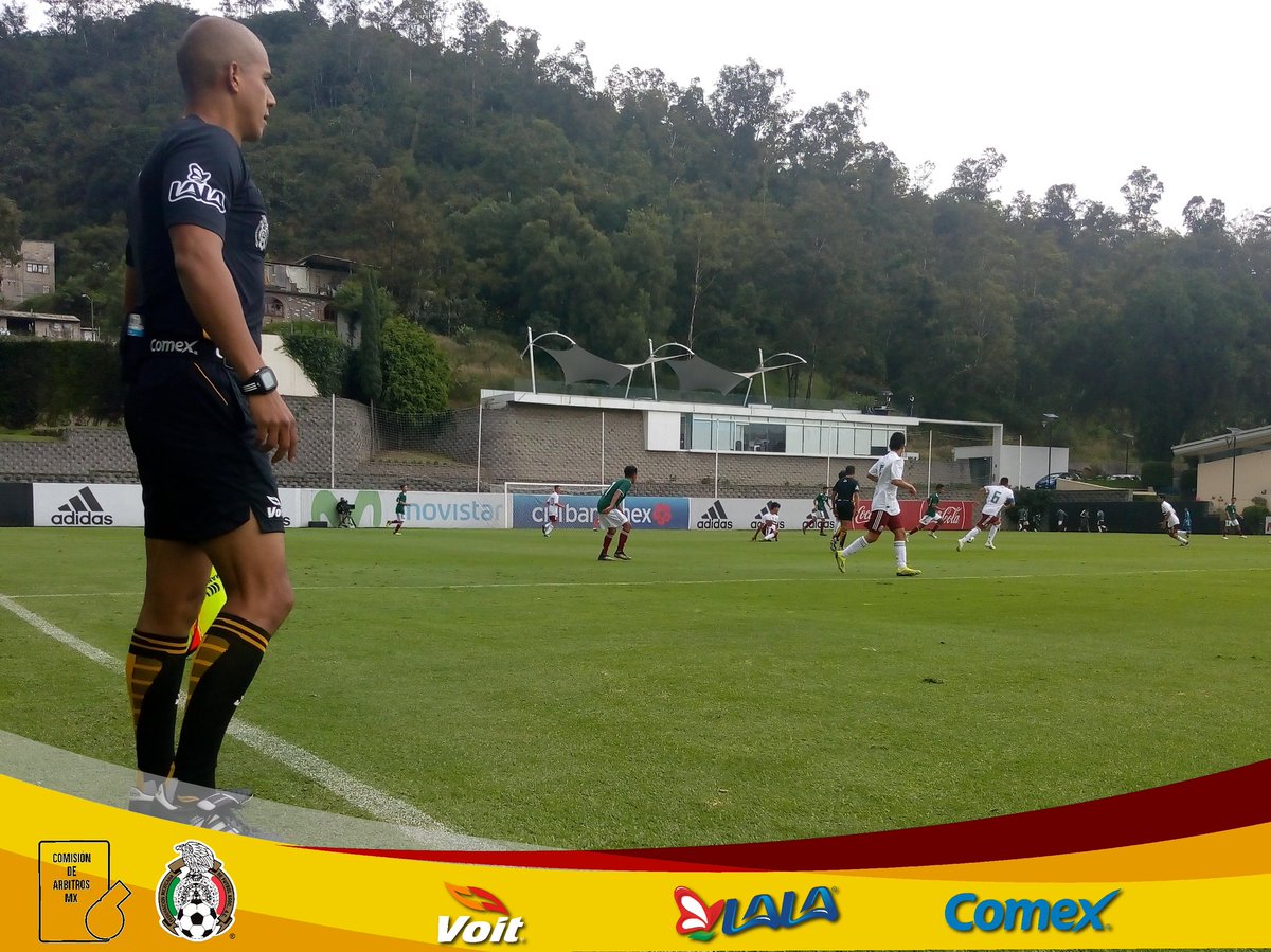 Comisión de Árbitros tweet media