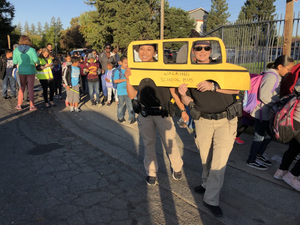 SacramentoSAL's tweet photo. SSD and CHP participated in another Walk to School Day at Nicholas Elementary School this morning! The school partnered with #walksacramento to provide safer routes for students to walk and bike to school. Happy walking!! | #ssdsal #sacscip #sacsheriff #ssdproud #walktoschoolday https://t.co/fR1FuXxO2E