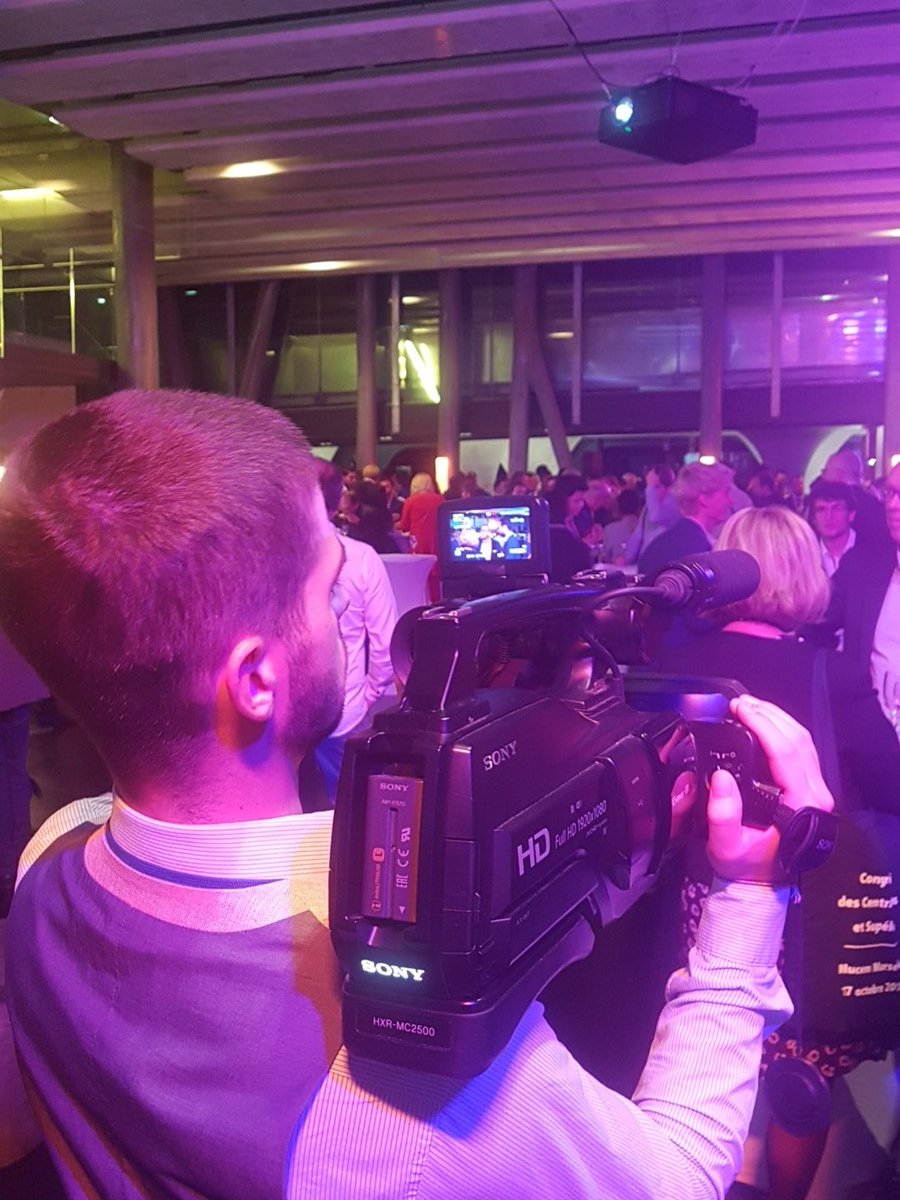 Le PhyTv toujours présent aux grands événements de la vie centralienne. Ce soir c'est le congrès des centraliens et supélecs au mucem 🎬