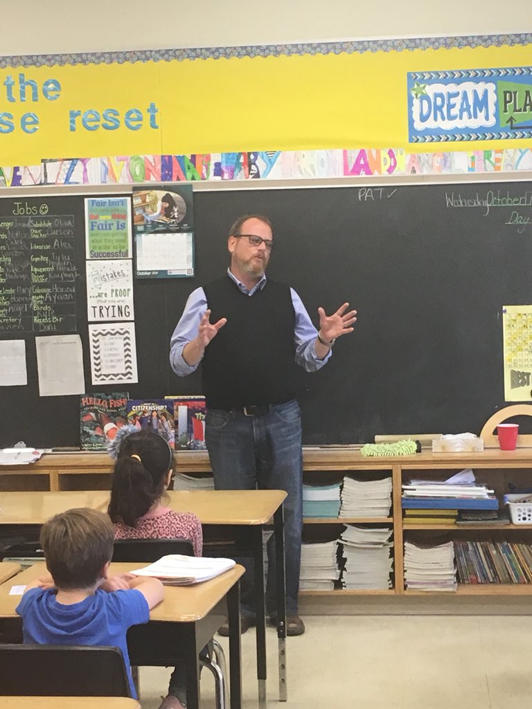 Mrs. Pfaff tweet media