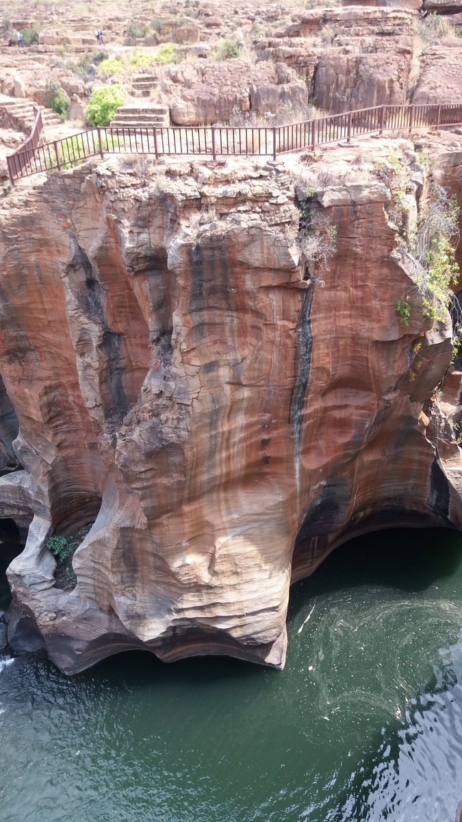 Sam25990195's tweet photo. #summittoursandsafaris #bourksluckpotholes #potholes #Panorama #panoramicroute #panoramatours #Mpumalanga #shotleft #southafrica #travel #TravelChatSA #nature https://t.co/GwAmHOZaGL