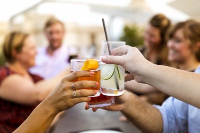 Vacation in JAX where happy hour doesn't have to end! Check out our list of the best 26 drinks in Jacksonville! #onlyinjax #visitjacksonville #jaxdrinks bit.ly/2CCrG9Z