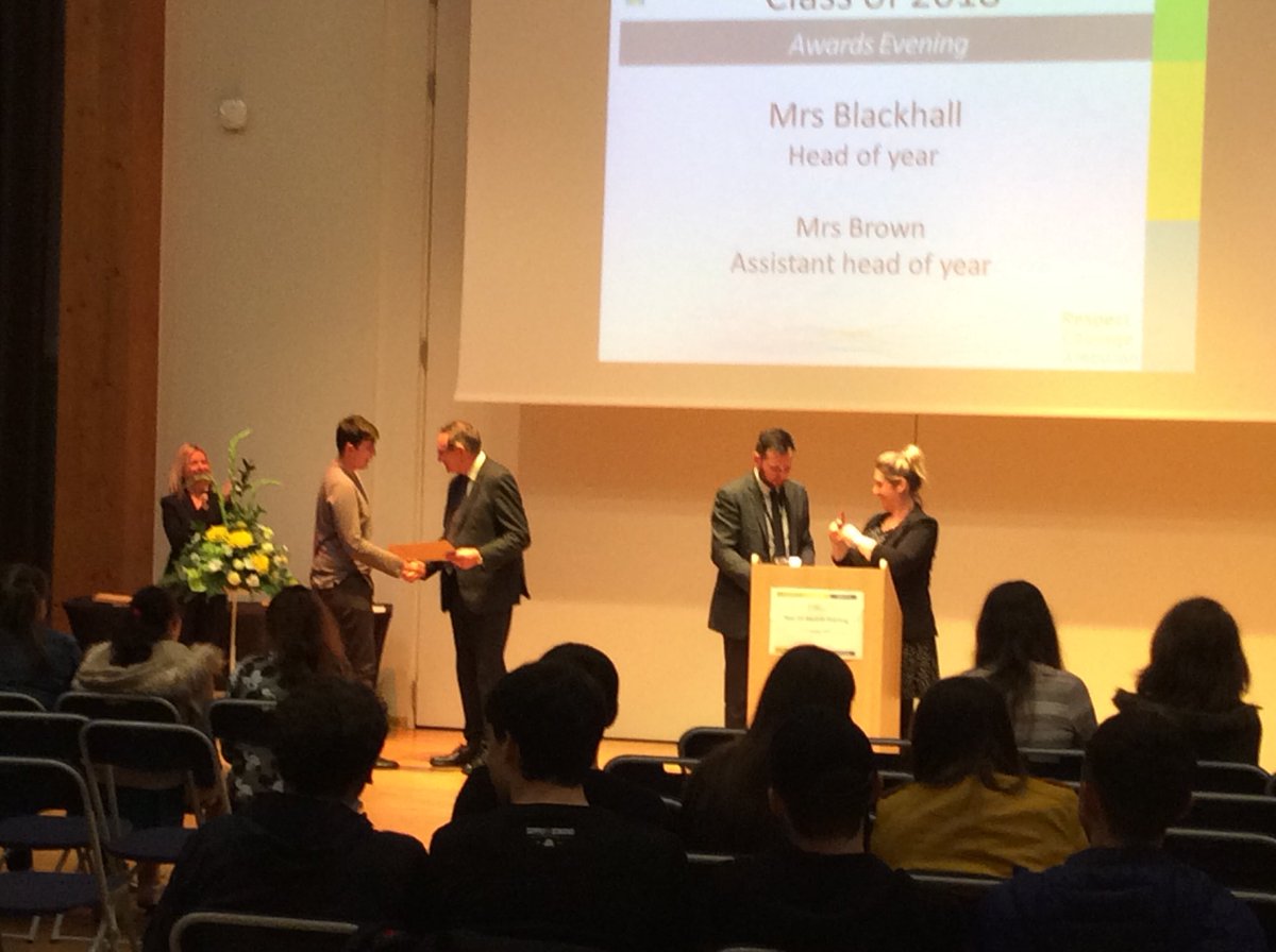 HopeAcademyLHUB's tweet image. #Classof2018 A wonderful celebration of outstanding achievement at the Year 11 Awards Evening. 👩‍🎓👨🏼‍🎓👏🏻