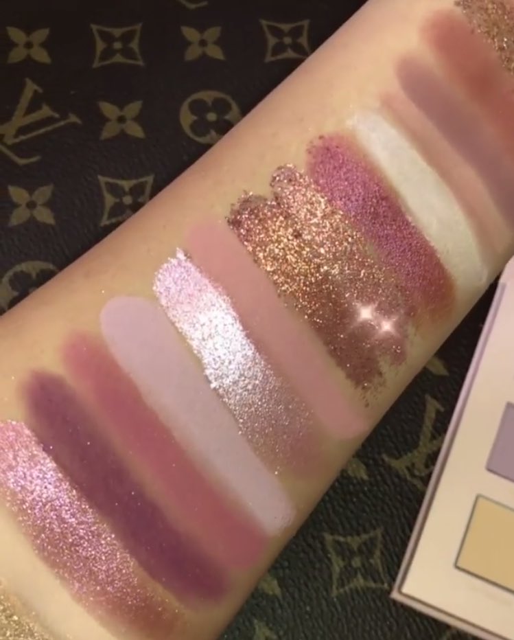 glowmakeuup's tweet photo. https://t.co/AQhnPII1bF